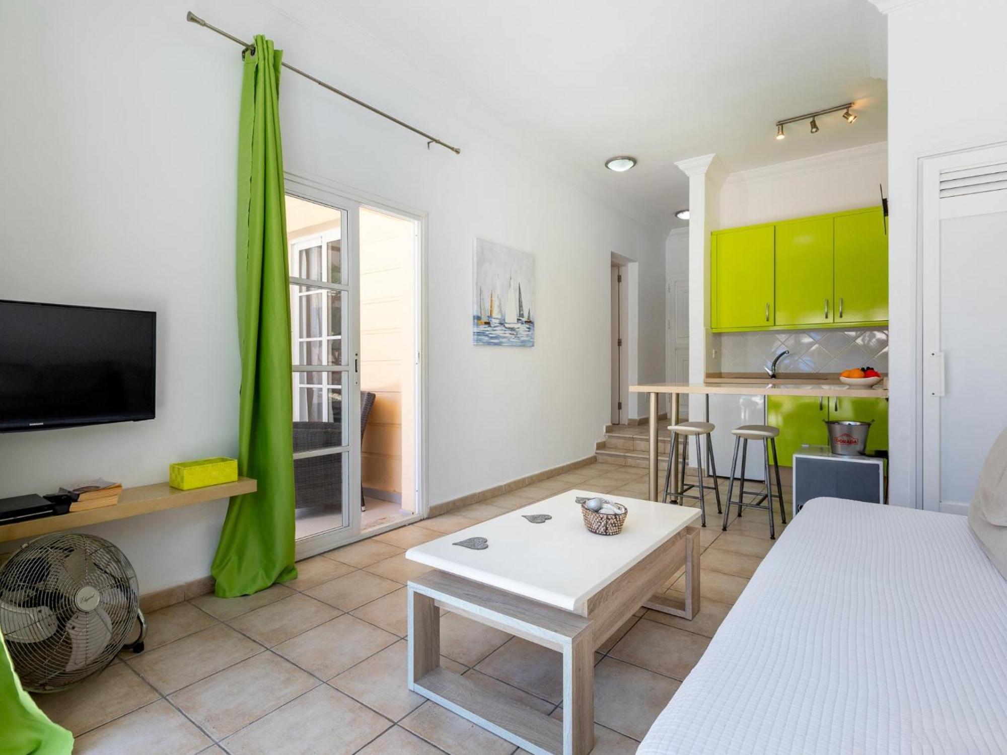 501 Yucca Park Second Line To Apartment Costa Adeje (Tenerife)